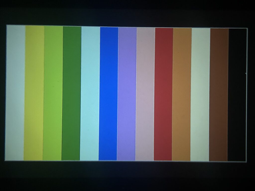 ONOAYO E16で映した13色のカラー
