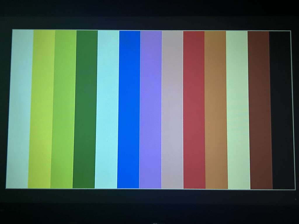YOWHICK DP02Bで映した12色のカラー