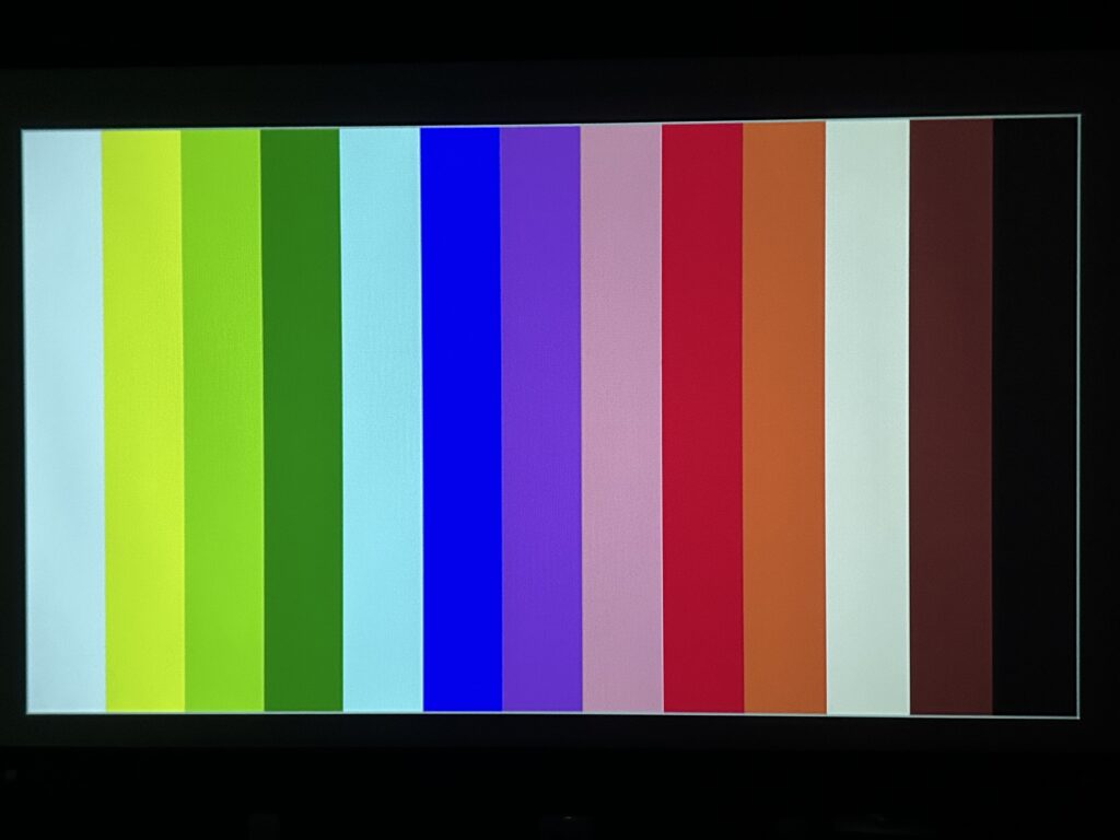 Cinemage miniで映した12色のカラー