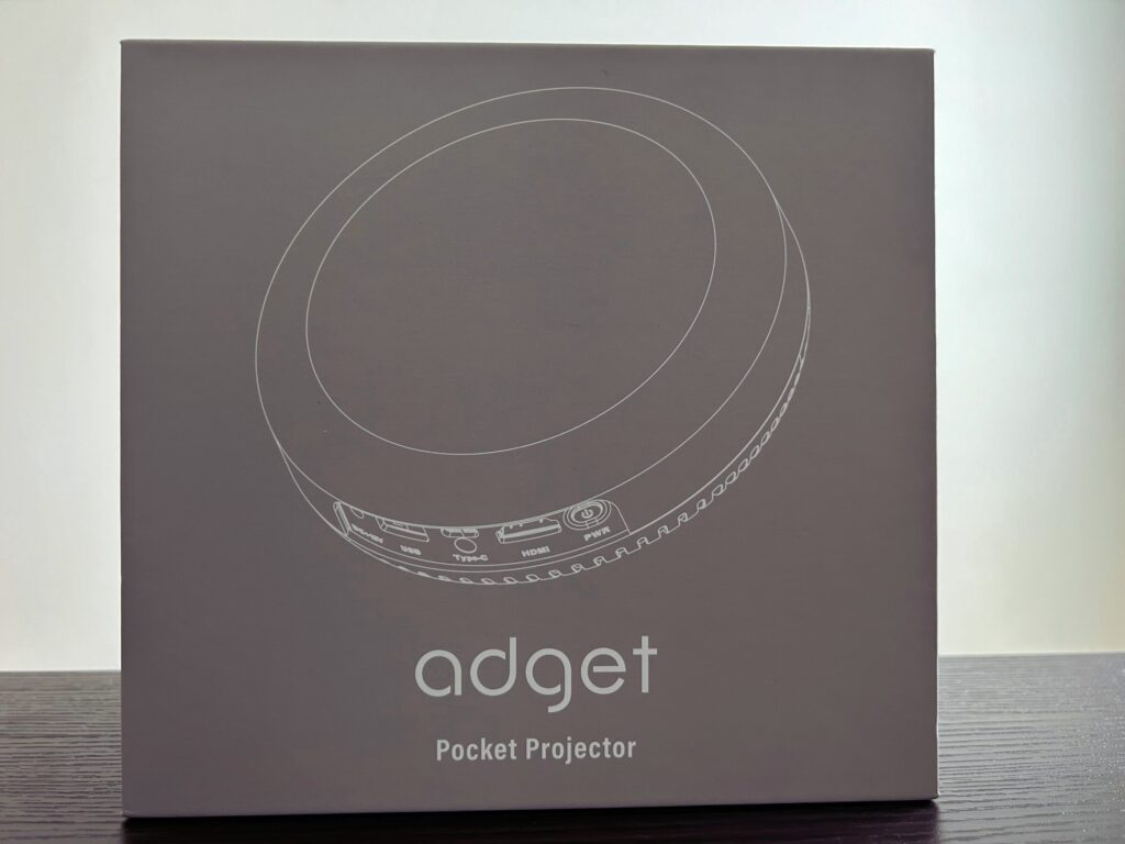 Adget Pocket Projectorの箱