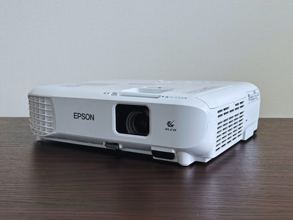 EPSON EB-W06本体