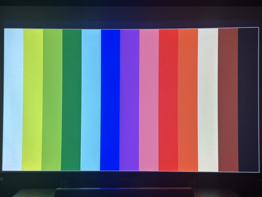 EPSON EB-W06で映した13色のカラー