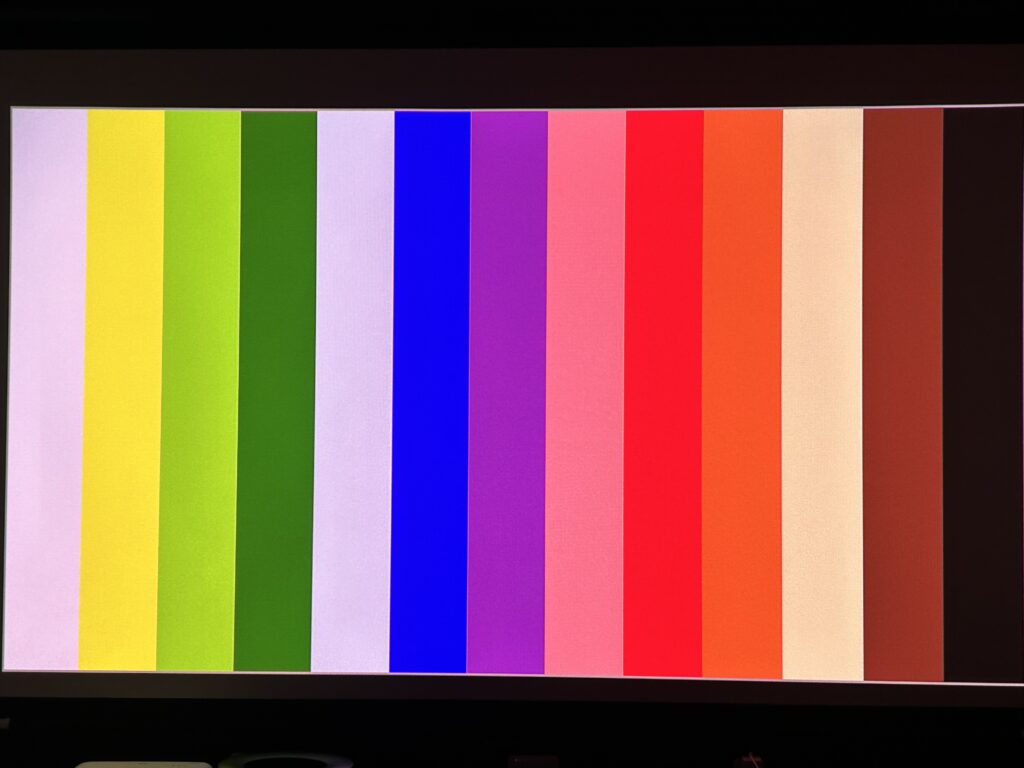 NOMVDIC L500で写した13色のカラー