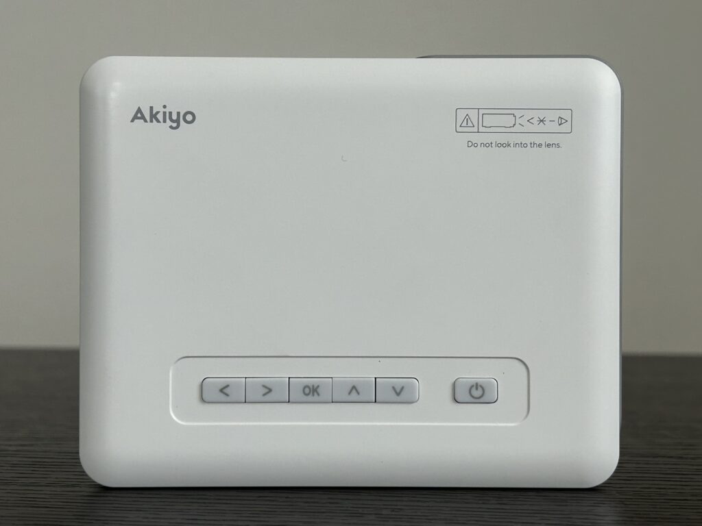 AKIYO  O1プロジェクター上面