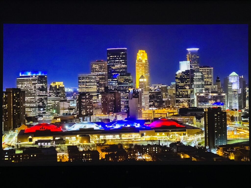 N1S Ultimate 4Kで映す夜景