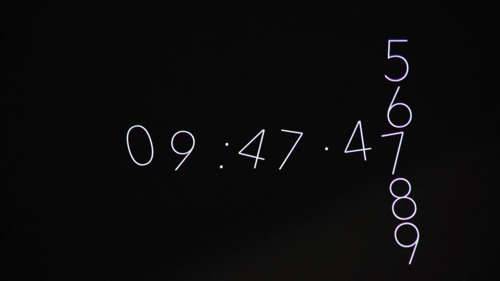 壁掛け時計アプリ