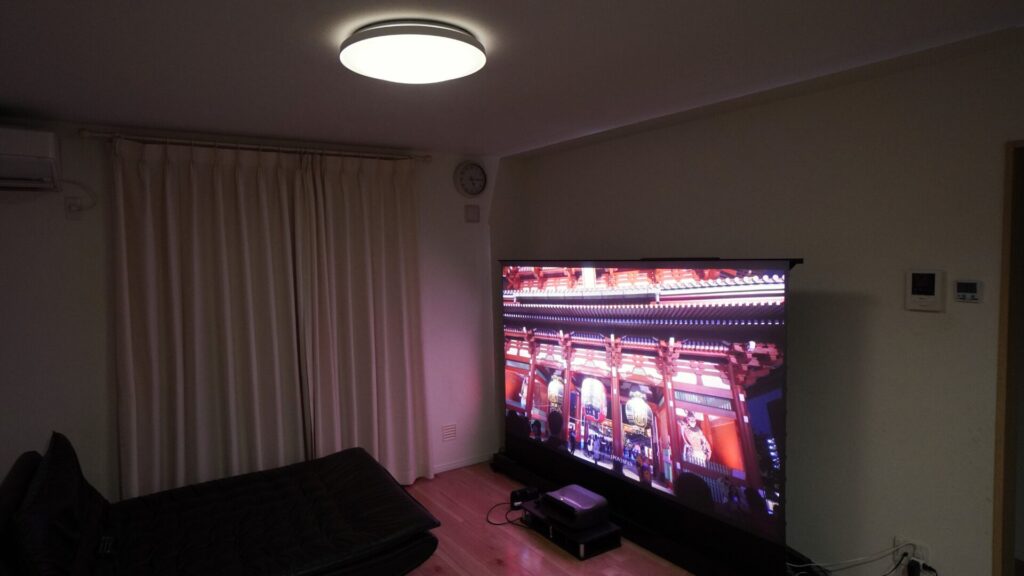 VIVID STORM夜間の映像