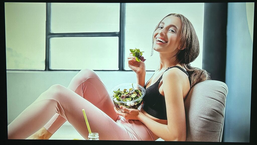 WiMiUS K13暗室の映像