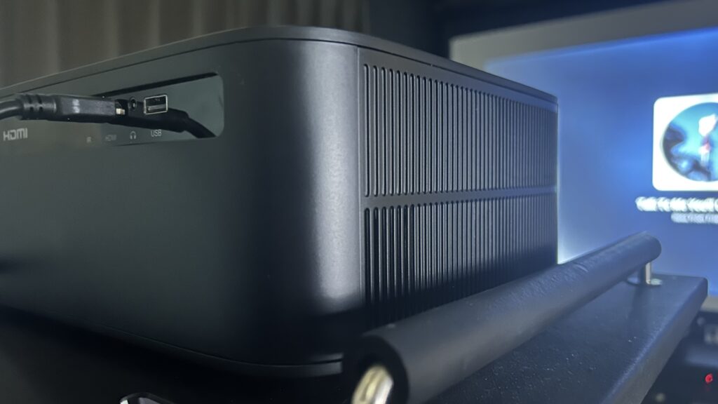 WiMiUS K13のスピーカー