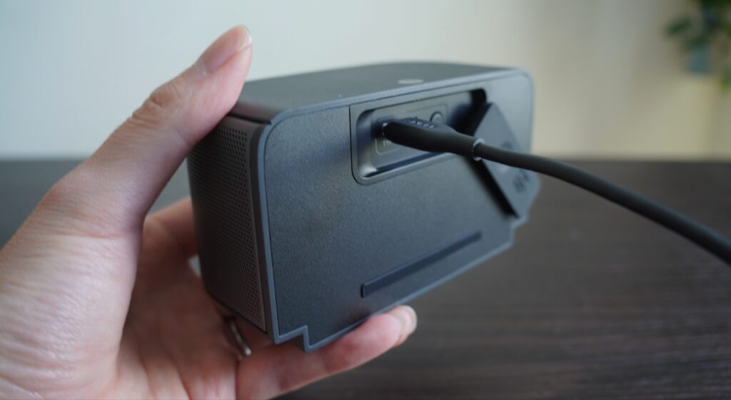 USB-Cで充電